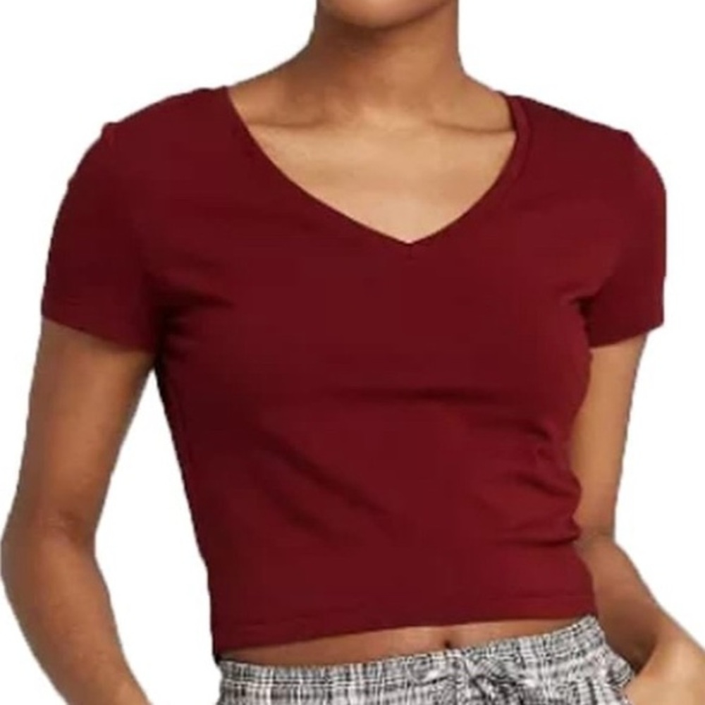 Wild fable crop top size M